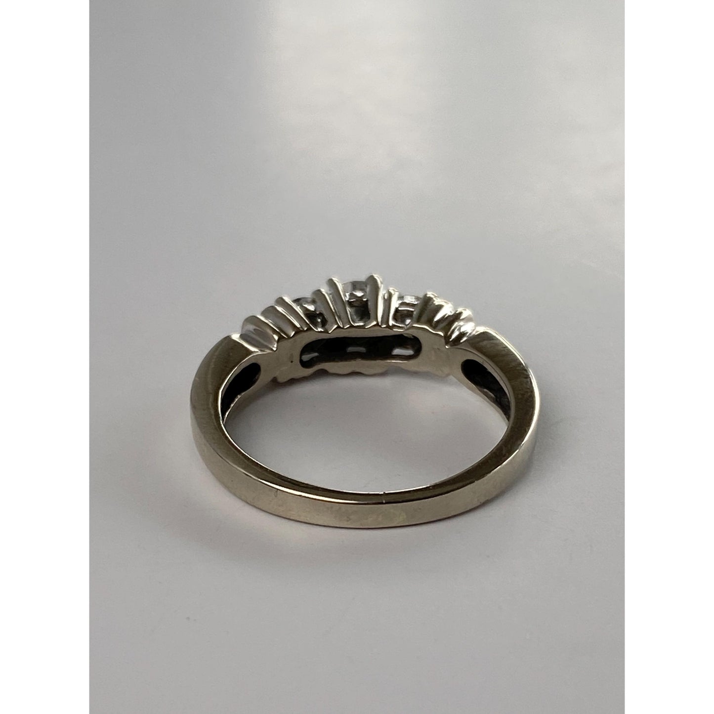 Vintage Solid 14k White Gold Diamond Ring - Size 5