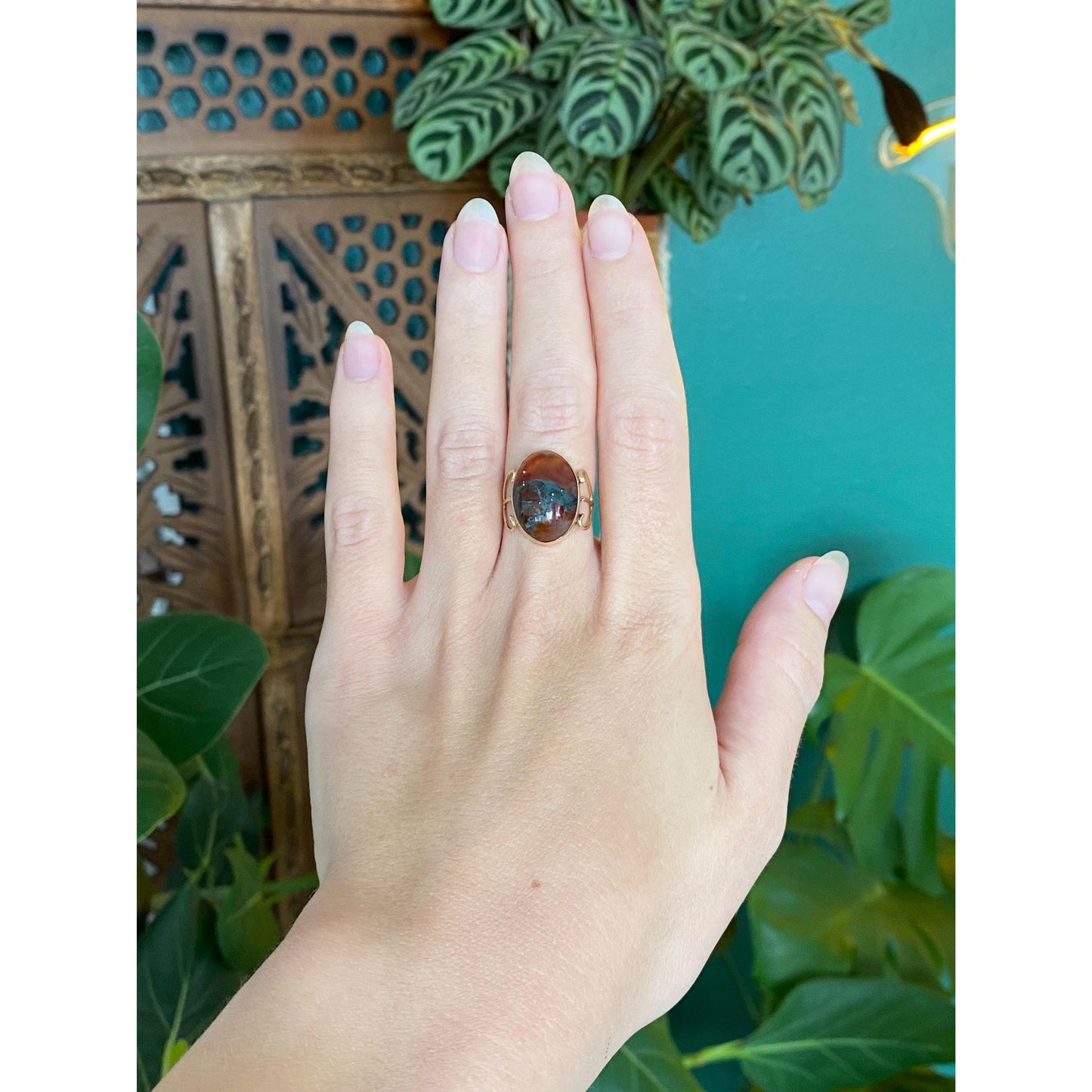 Vintage Solid 14k Yellow Gold Agate Ring - Size 4.25