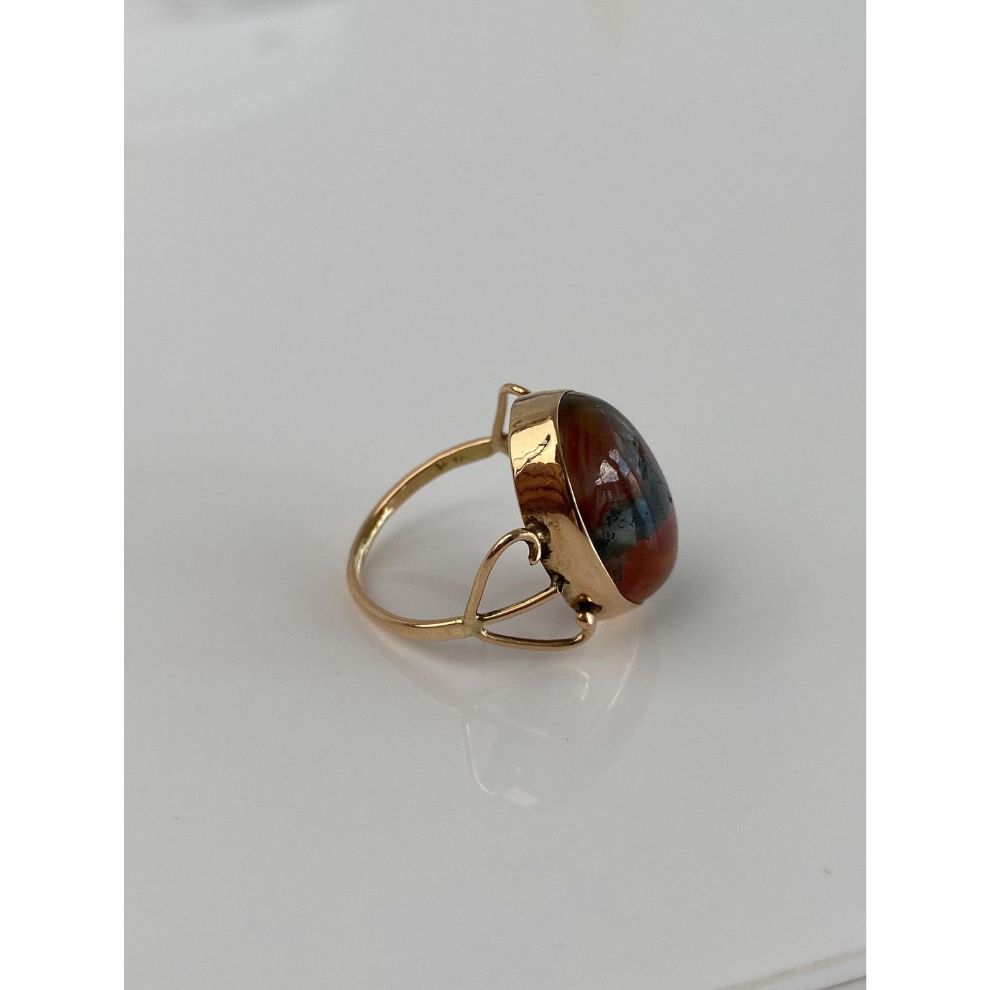 Vintage Solid 14k Yellow Gold Agate Ring - Size 4.25