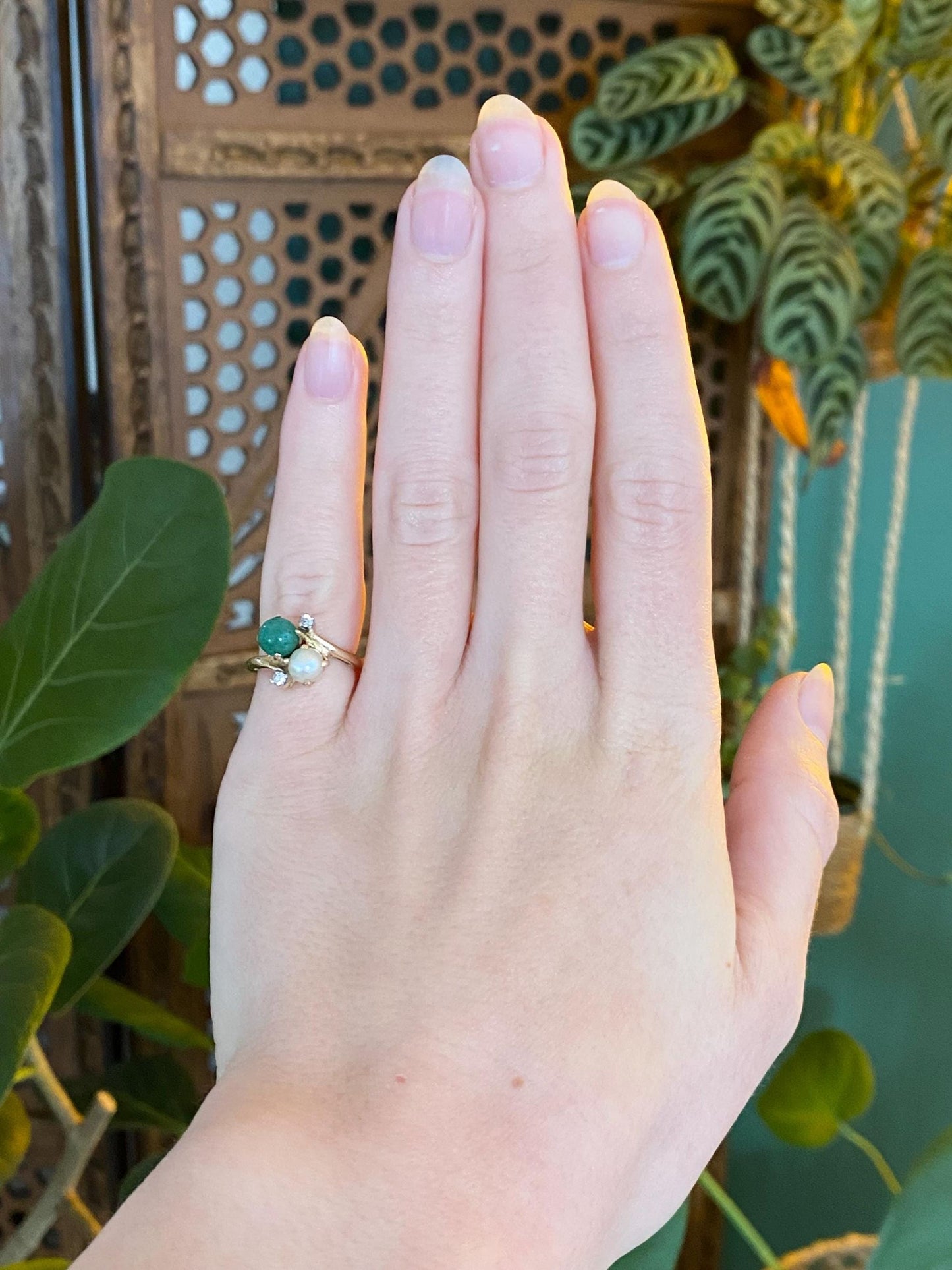 Vintage Solid 14k Yellow Gold Diamond Pearl Jade Ball Ring - Size 3.75