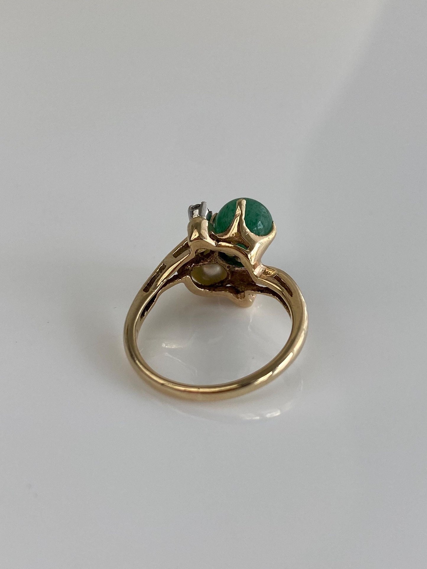 Vintage Solid 14k Yellow Gold Diamond Pearl Jade Ball Ring - Size 3.75