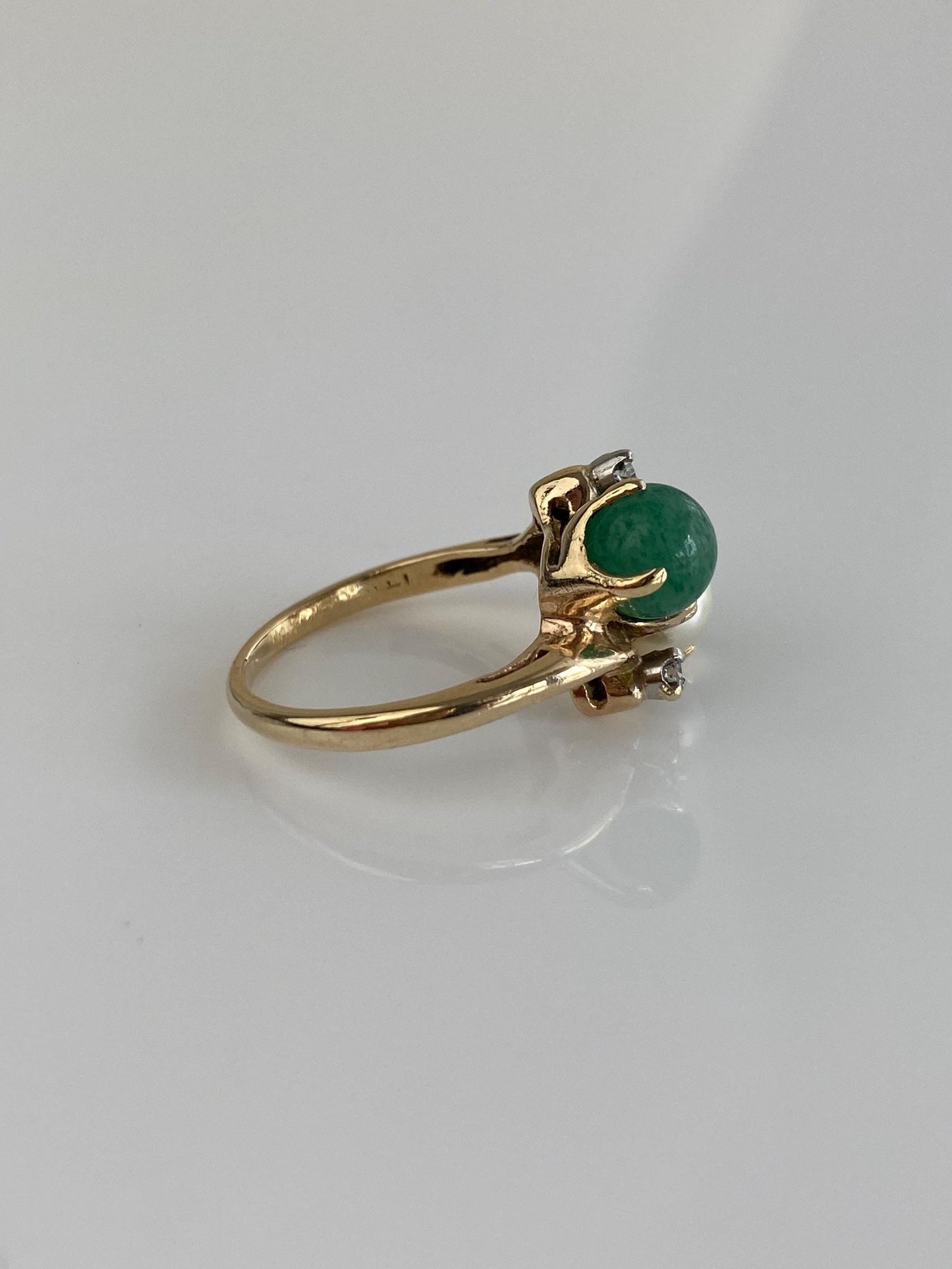Vintage Solid 14k Yellow Gold Diamond Pearl Jade Ball Ring - Size 3.75