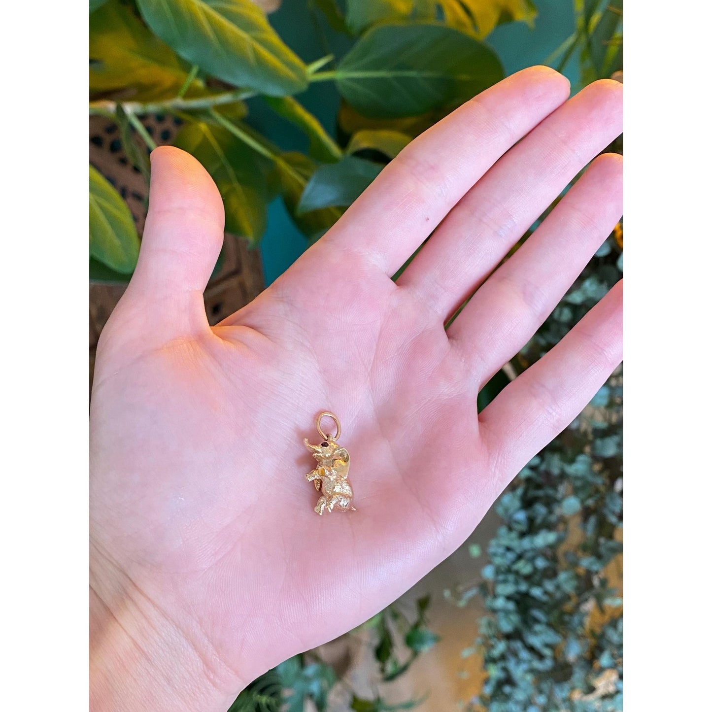 Vintage Solid 14k Yellow Gold Garnet Baby Elephant Charm