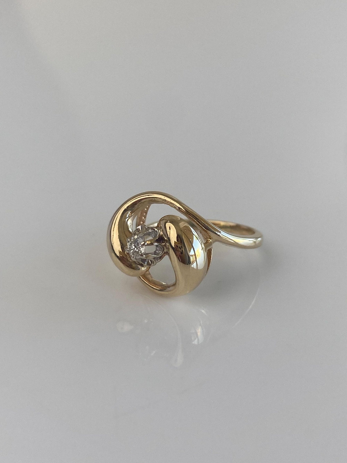 Vintage Solid 14k White & Yellow Gold Diamond Flower Ring - Size 4.75