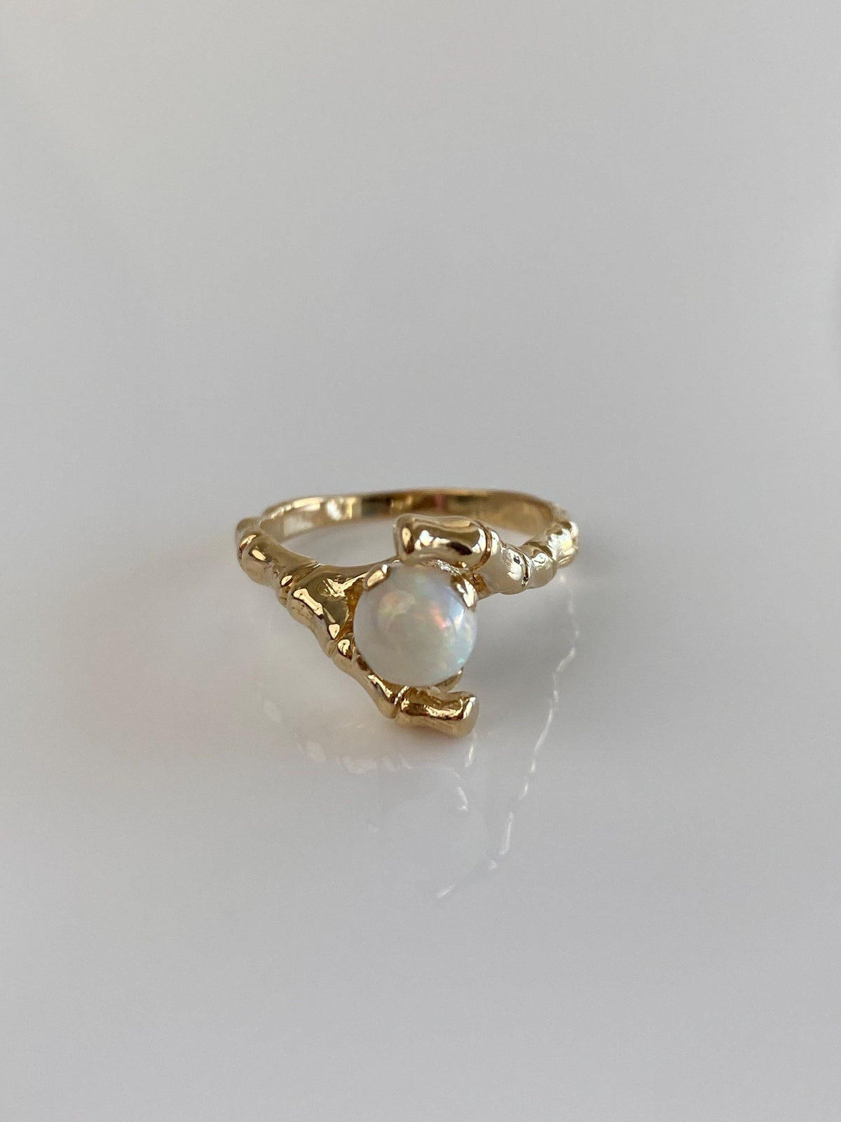 Vintage Solid 14k Yellow Gold Opal Bamboo Ring - Size 5.25