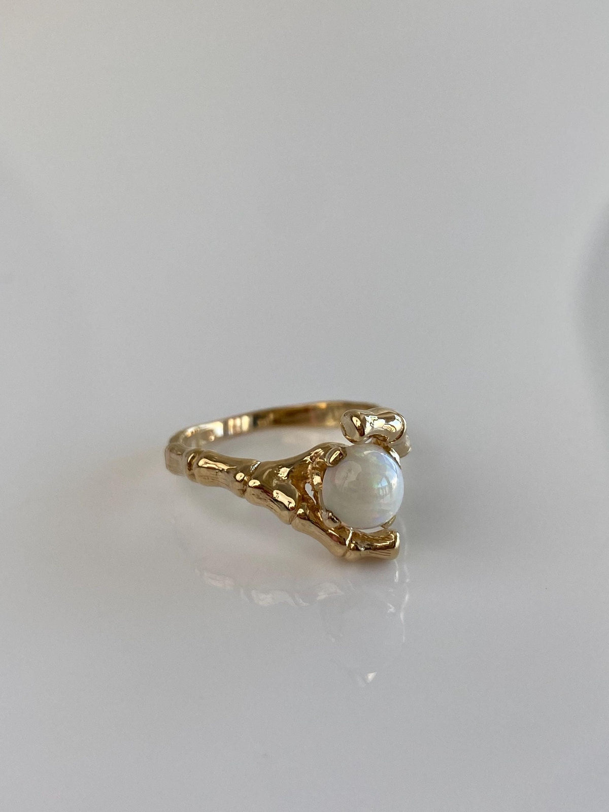 Vintage Solid 14k Yellow Gold Opal Bamboo Ring - Size 5.25