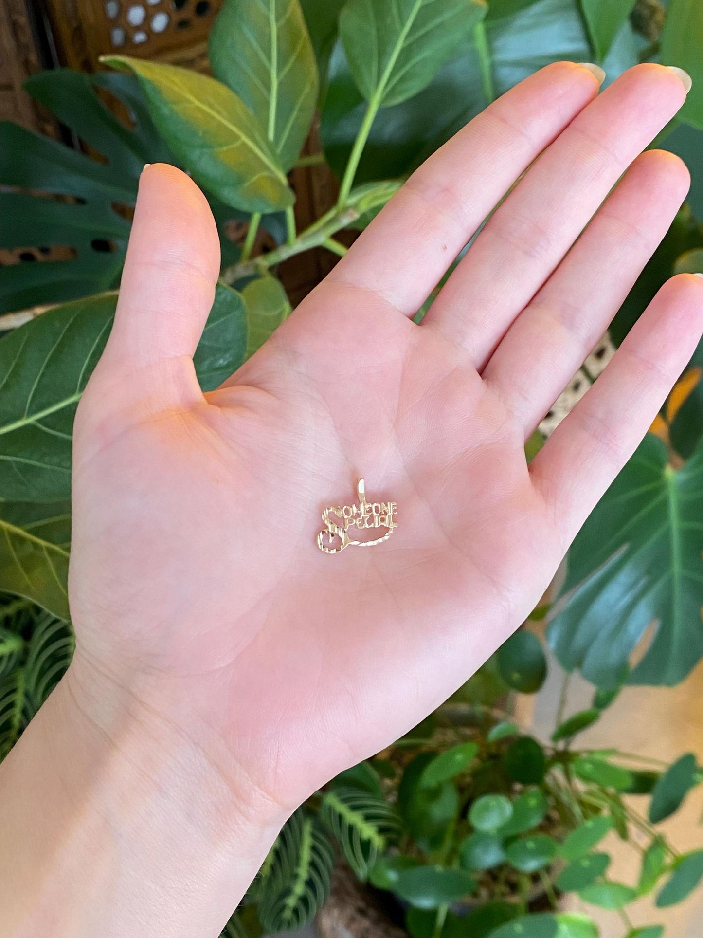 Solid 14k Yellow Gold Diamond Cut 'Someone Special' Charm