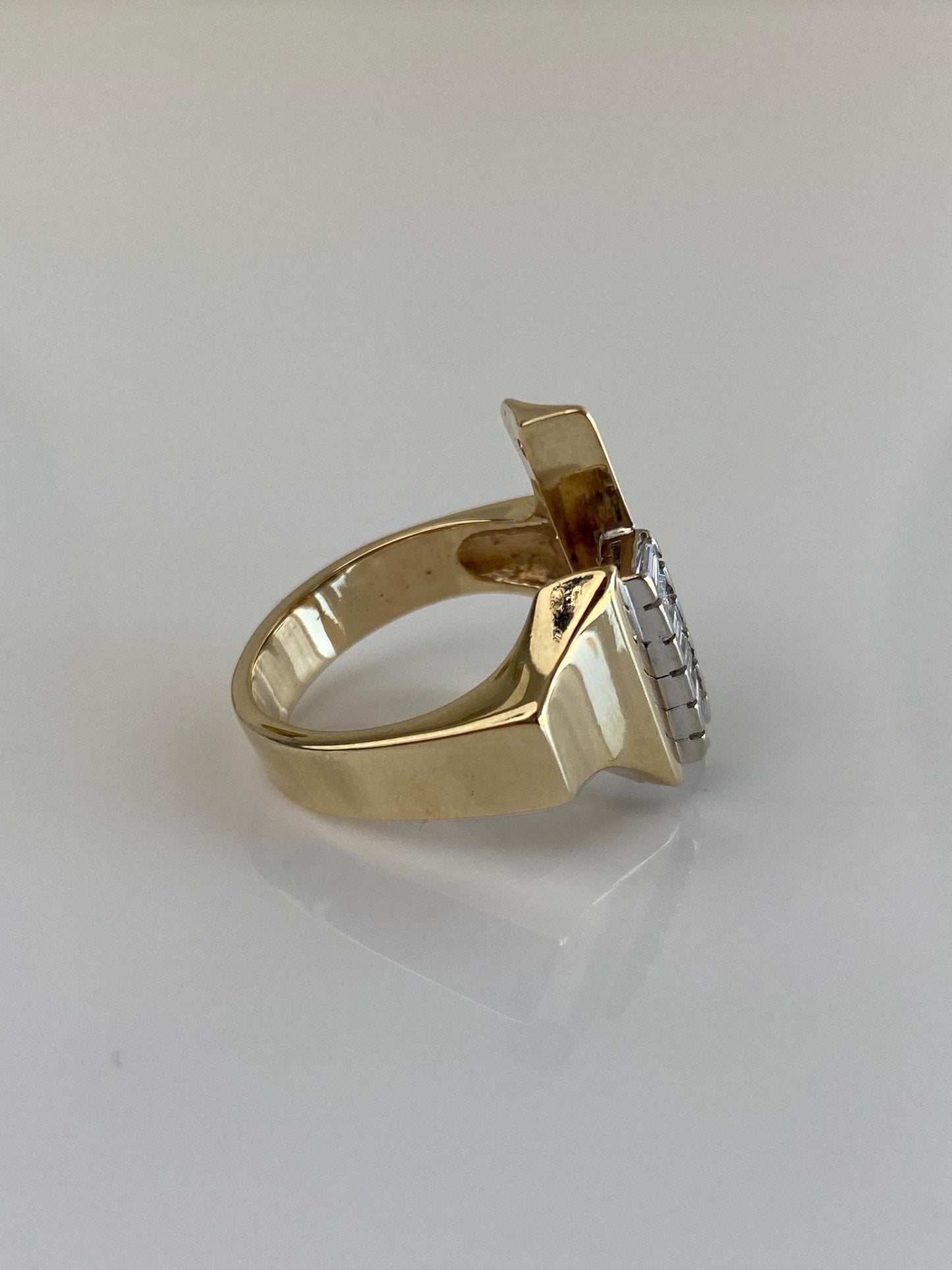 Vintage Solid 14k Yellow and White Gold Baguette & Round Diamond Ring Band - Size 5