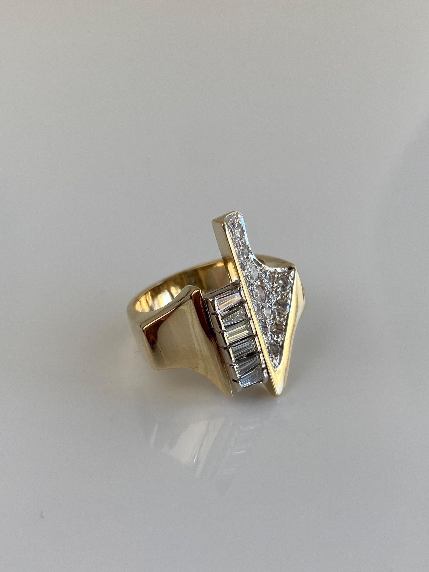 Vintage Solid 14k Yellow and White Gold Baguette & Round Diamond Ring Band - Size 5