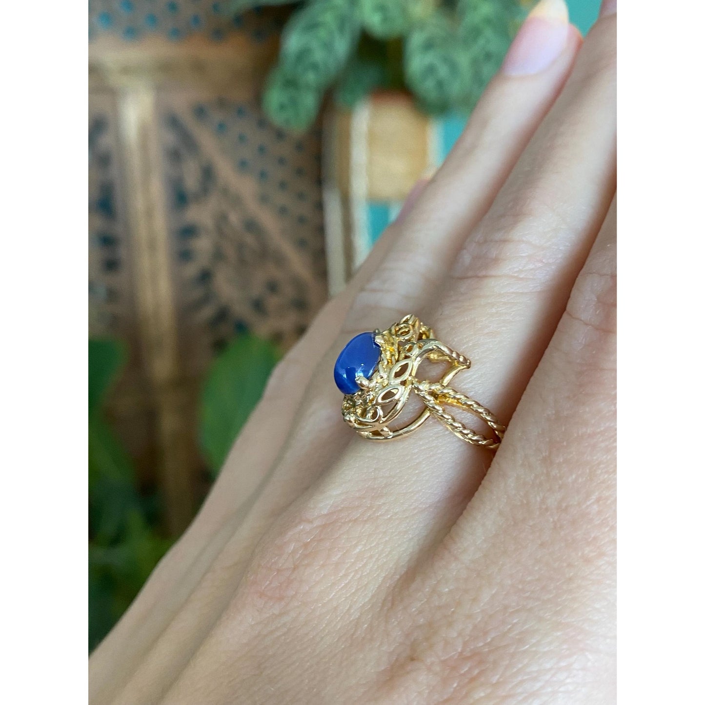 Vintage Solid 10k Yellow Gold Blue Star Sapphire Tulip Ring - Size 6