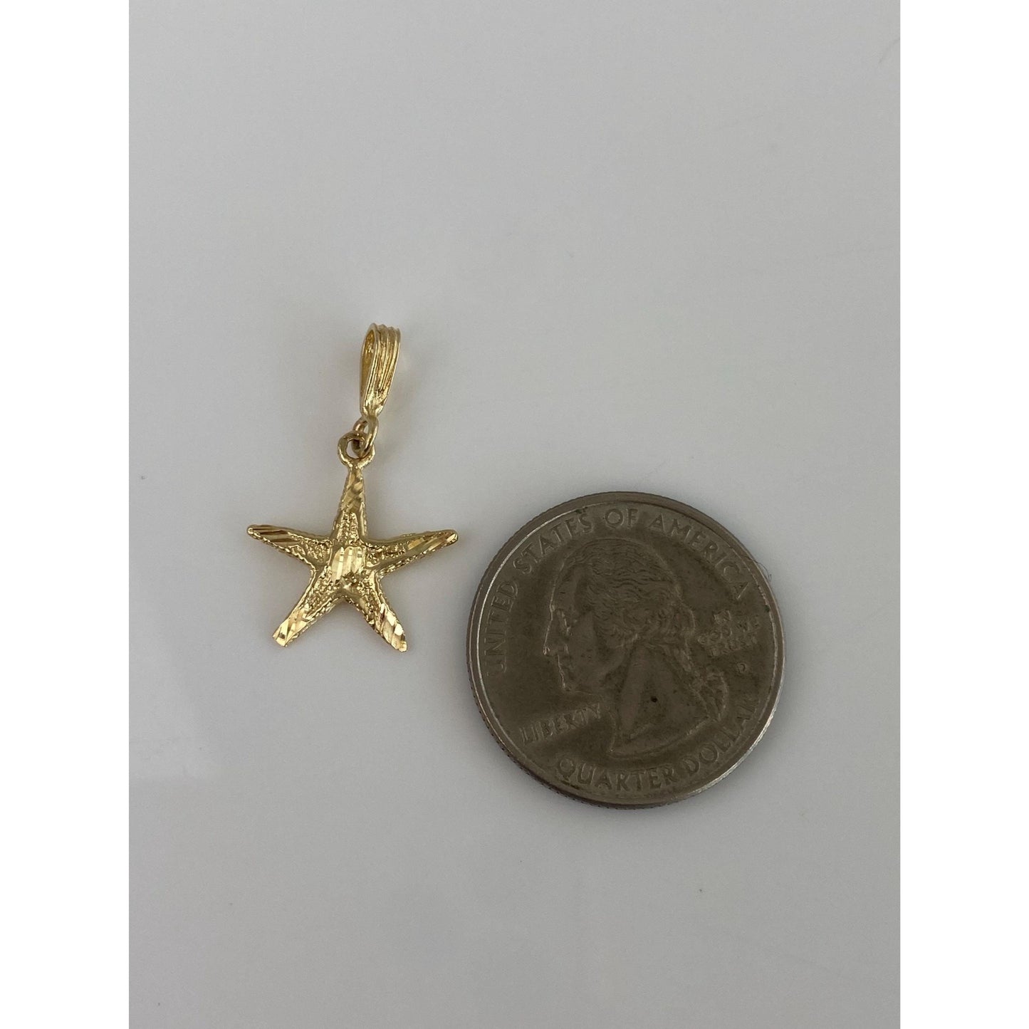 Vintage Solid 14k Yellow Gold Diamond Cut Starfish Charm