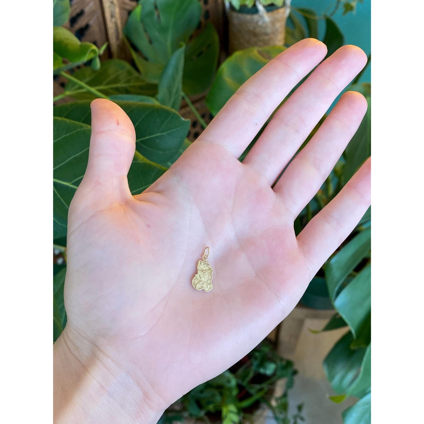 Solid 14k Yellow Gold Winnie The Pooh Charm