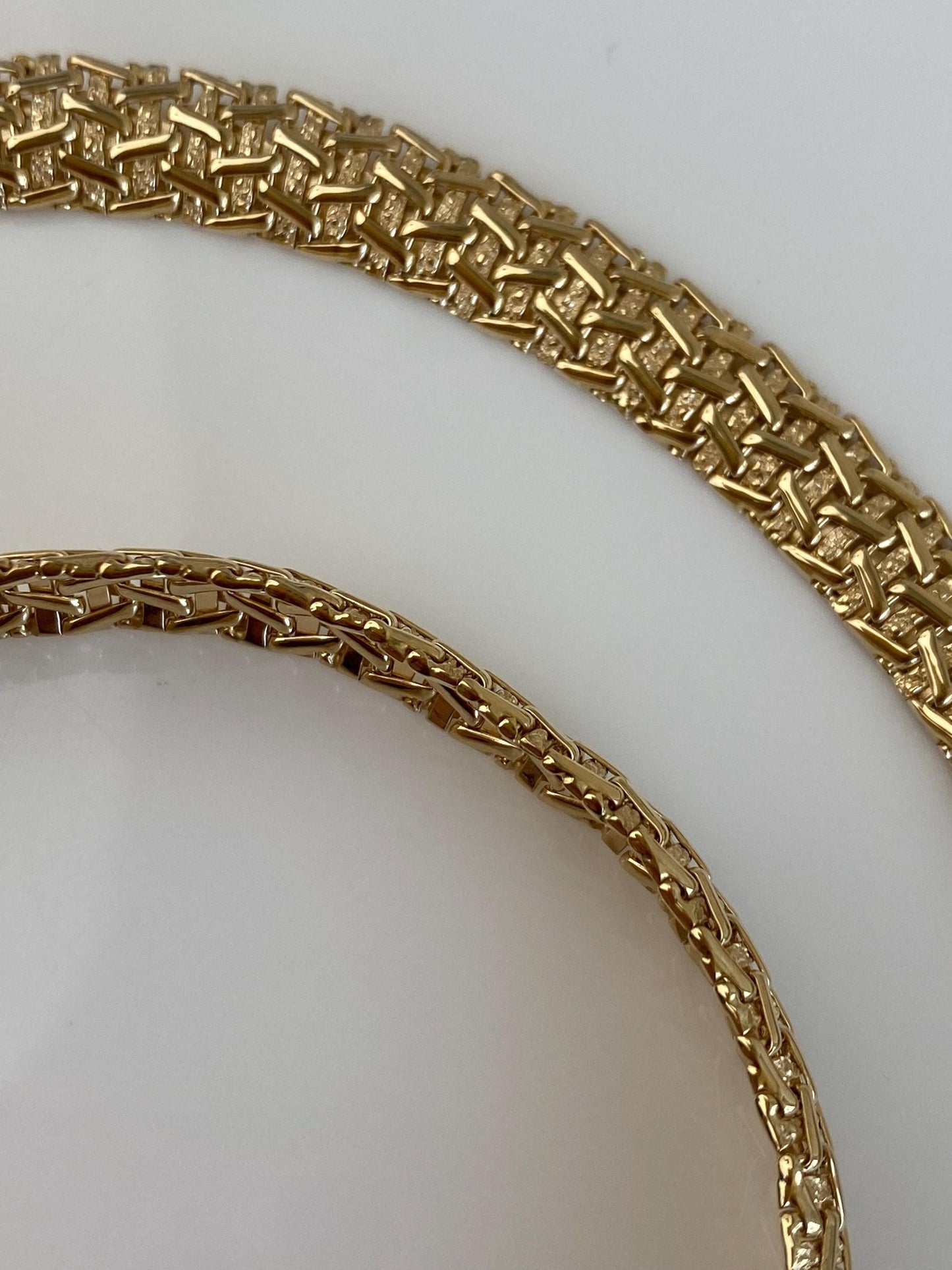 Vintage Solid 14k Yellow Gold Fancy Flat Chain Necklace - 17 inches