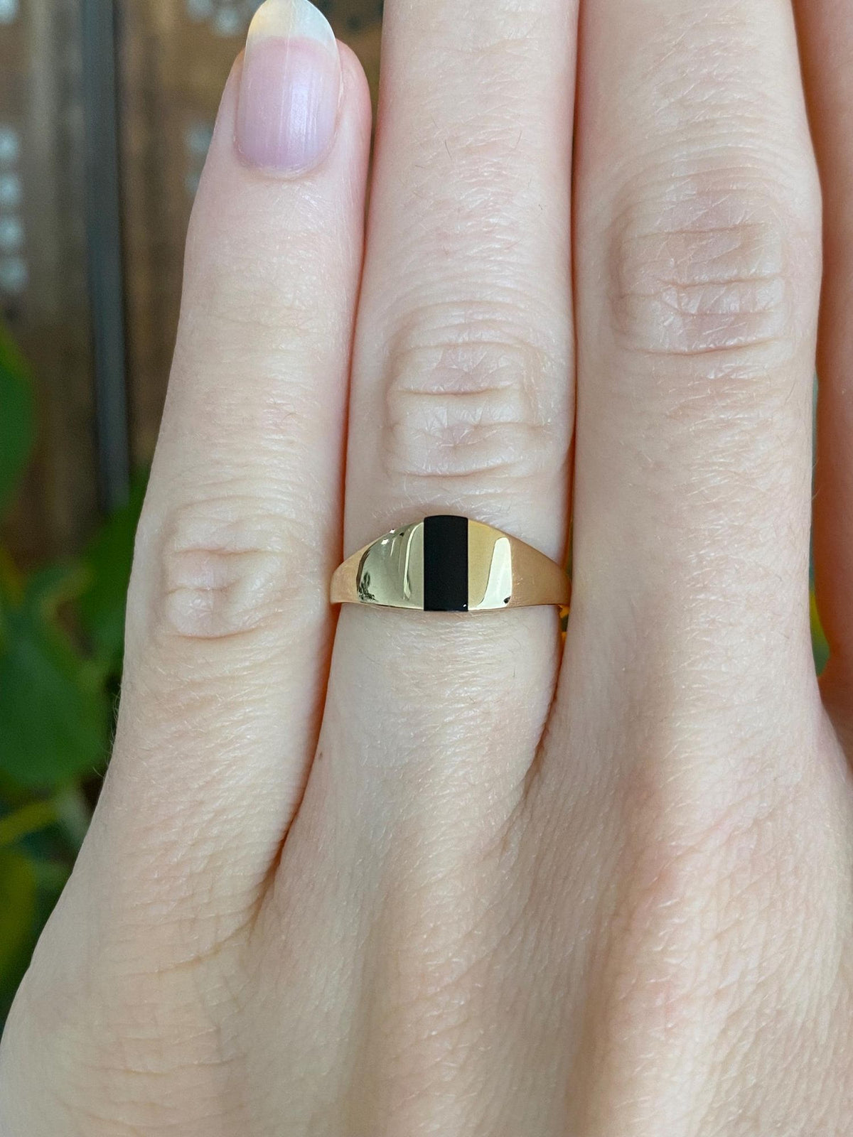 Vintage Solid 14k Black Onyx Inlay Ring - Size 4.75