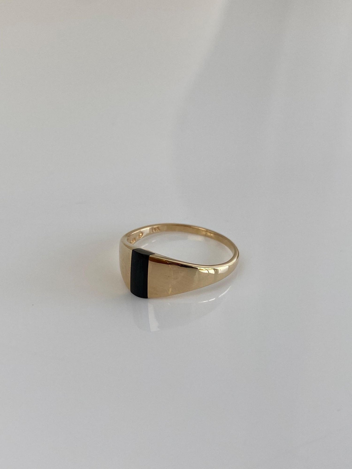 Vintage Solid 14k Black Onyx Inlay Ring - Size 4.75