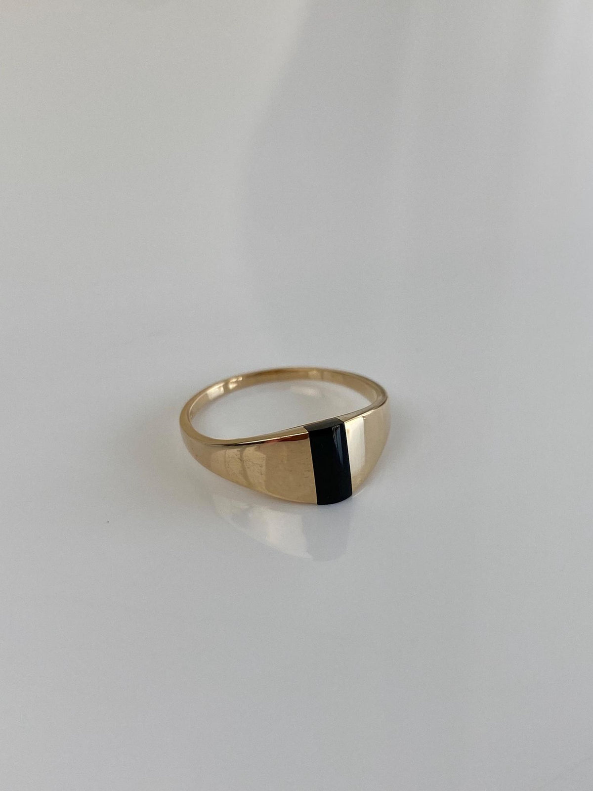Vintage Solid 14k Black Onyx Inlay Ring - Size 4.75
