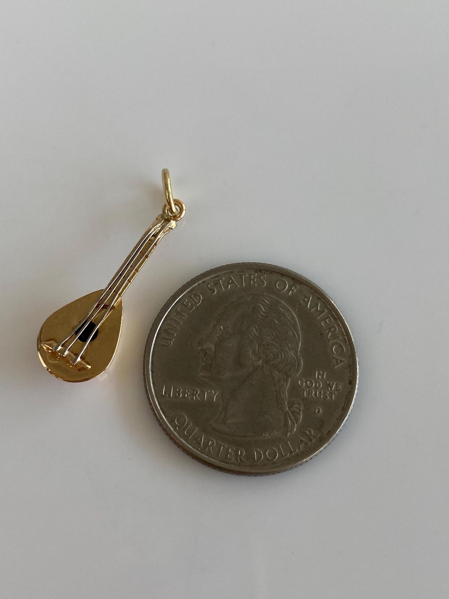 Vintage 18k Yellow Gold Guitar Charm