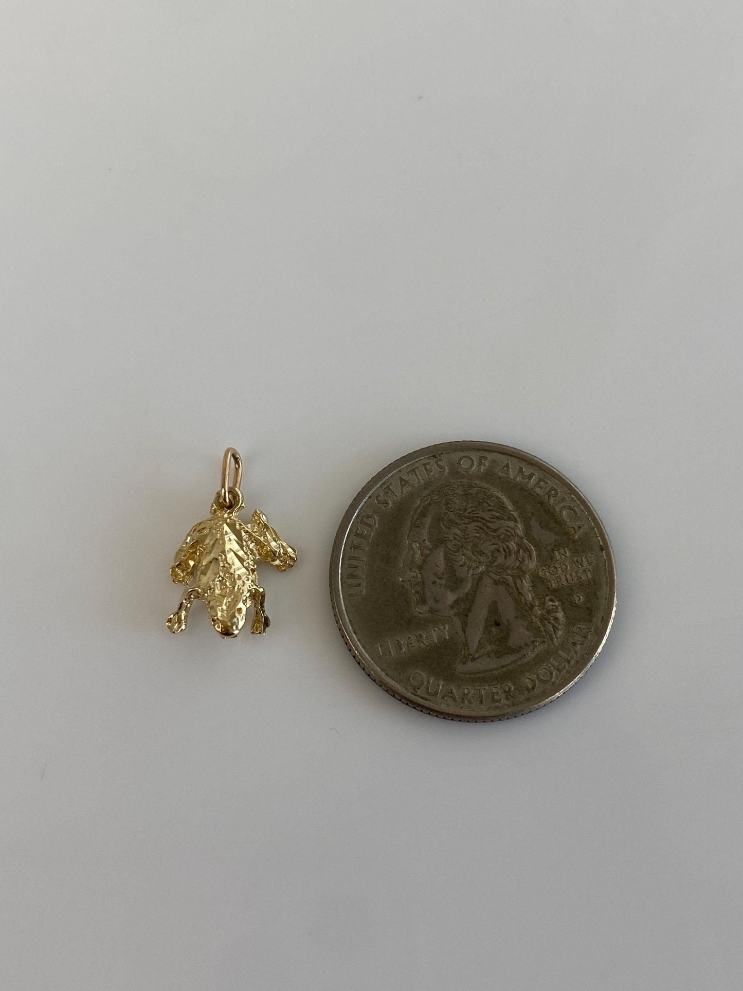 Vintage Solid 14k Yellow Gold Diamond Cut Frog Charm