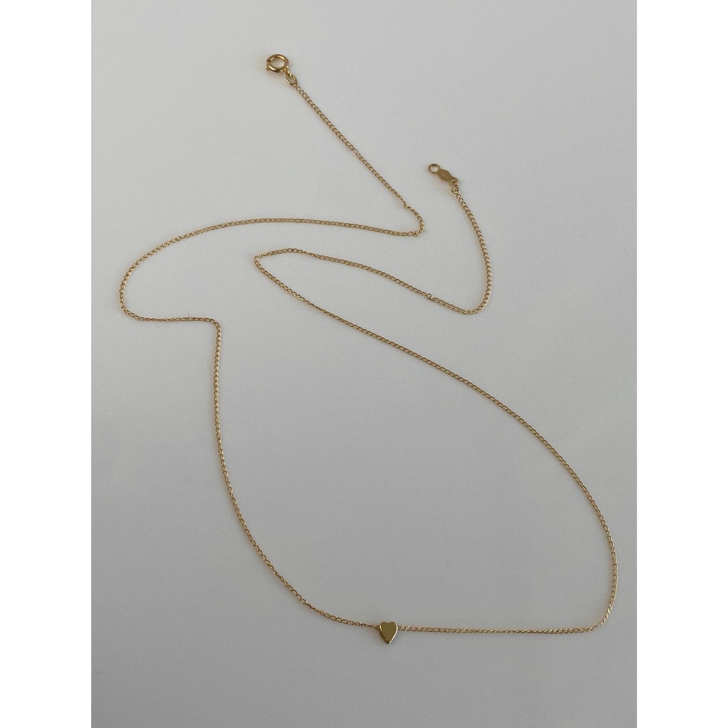 Vintage Solid 14k Yellow Gold Tiny Heart Dainty Curb Chain Necklace - 18 inches