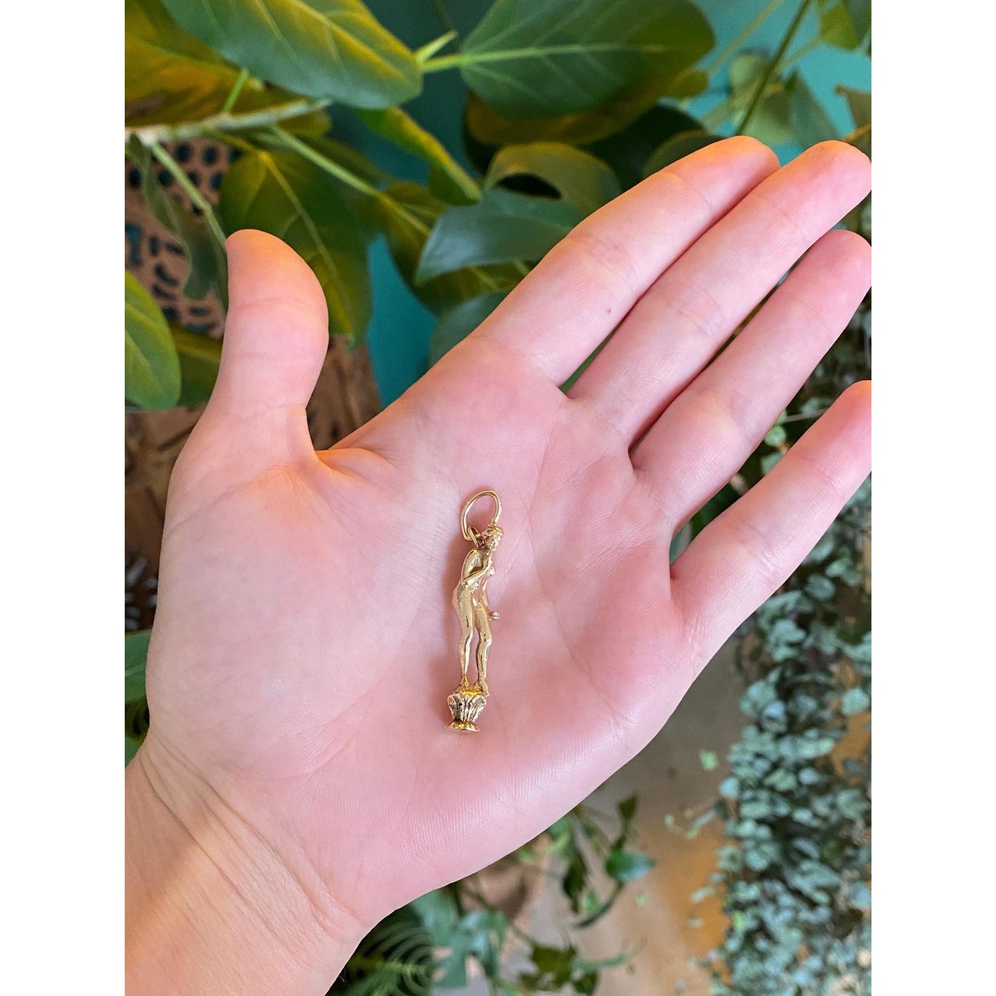 Vintage Solid 14k Yellow Gold Diamond Lady Statue Charm