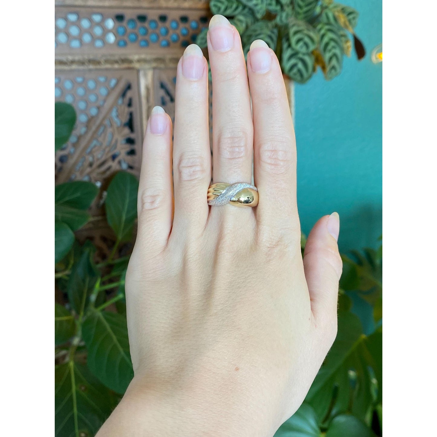 Vintage Solid 14k White & Yellow Gold Satin Shiny Twist Ring Band - Size 10