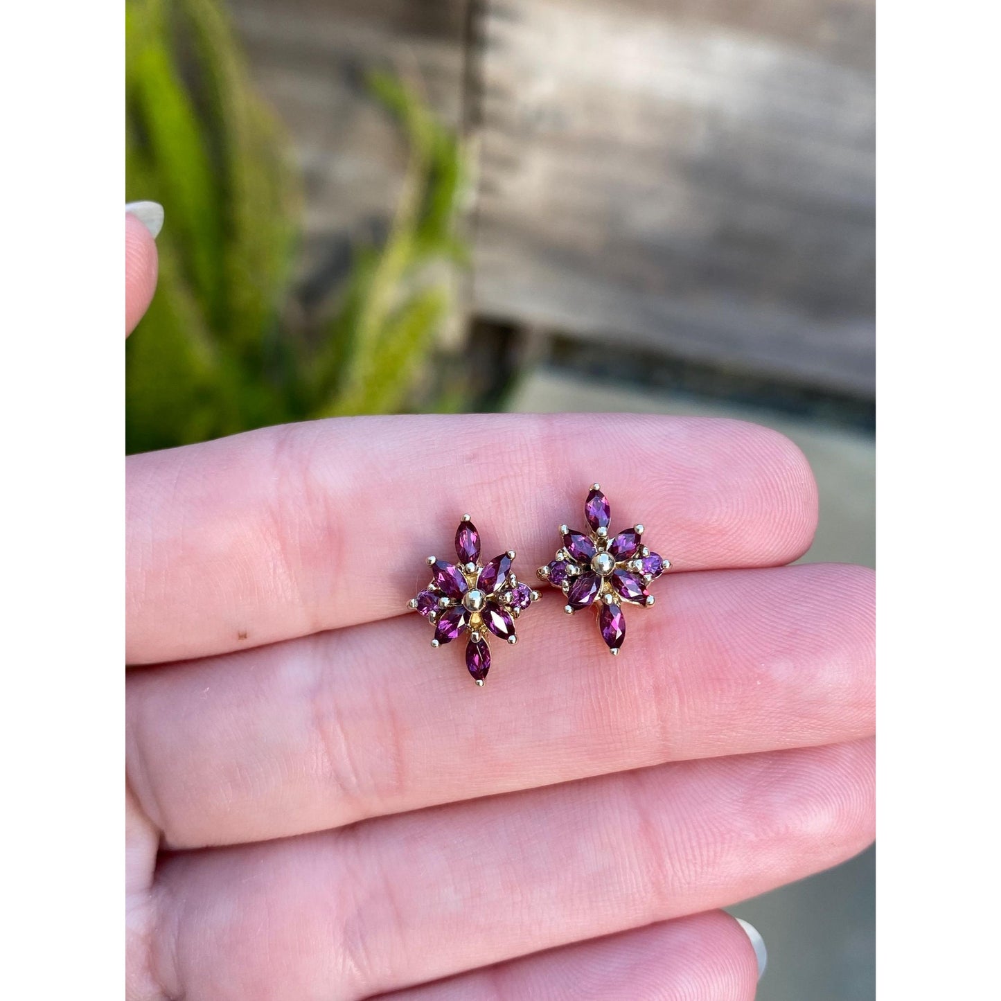 Vintage Solid 10k Yellow Gold Pink Purple Cubic Zirconia Cluster Stud Earrings