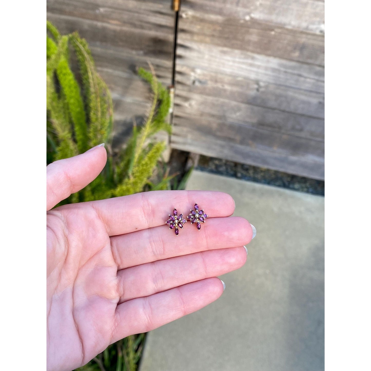 Vintage Solid 10k Yellow Gold Pink Purple Cubic Zirconia Cluster Stud Earrings
