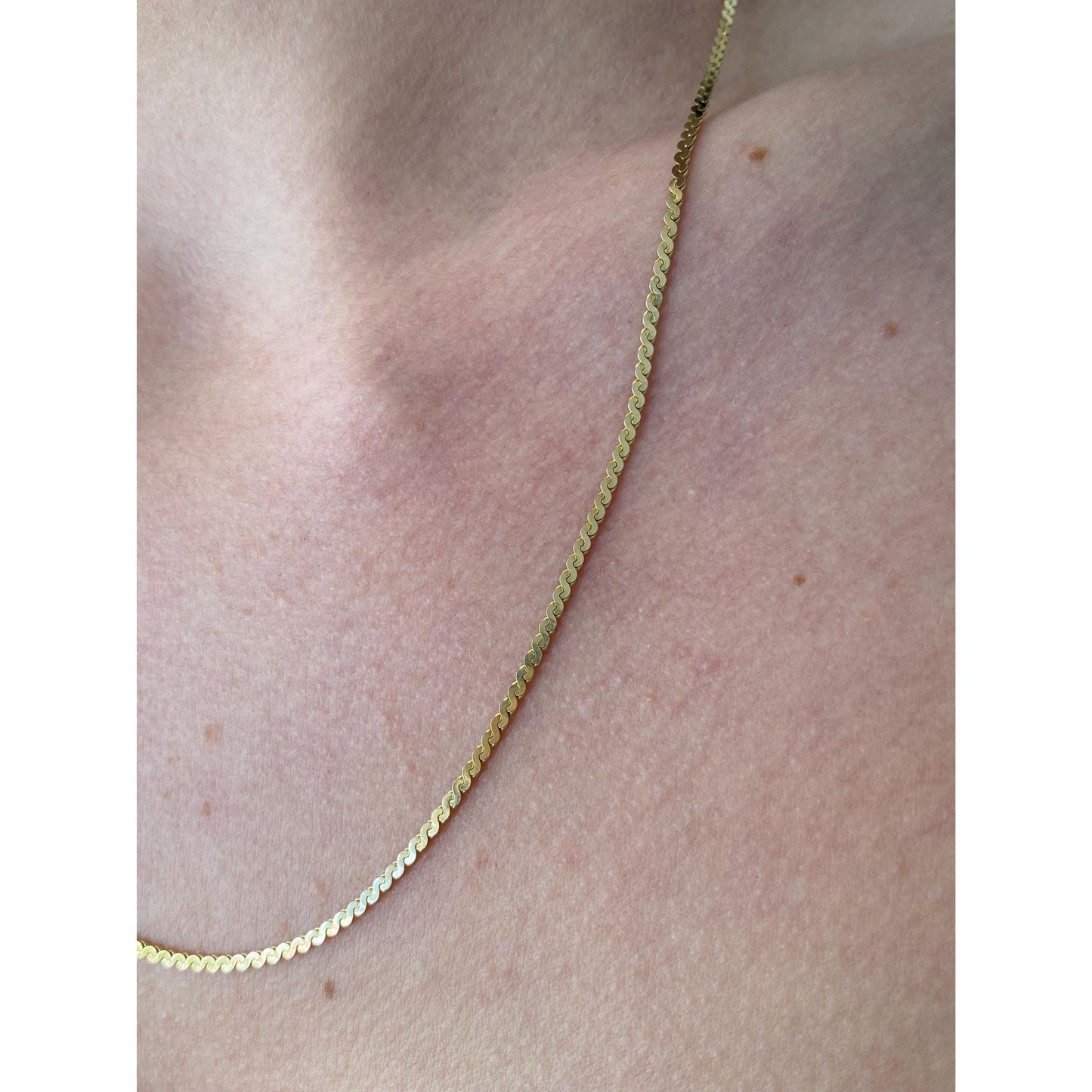 Vintage Solid 14k Yellow Gold Chunky Serpentine Chain Necklace - 20 inches