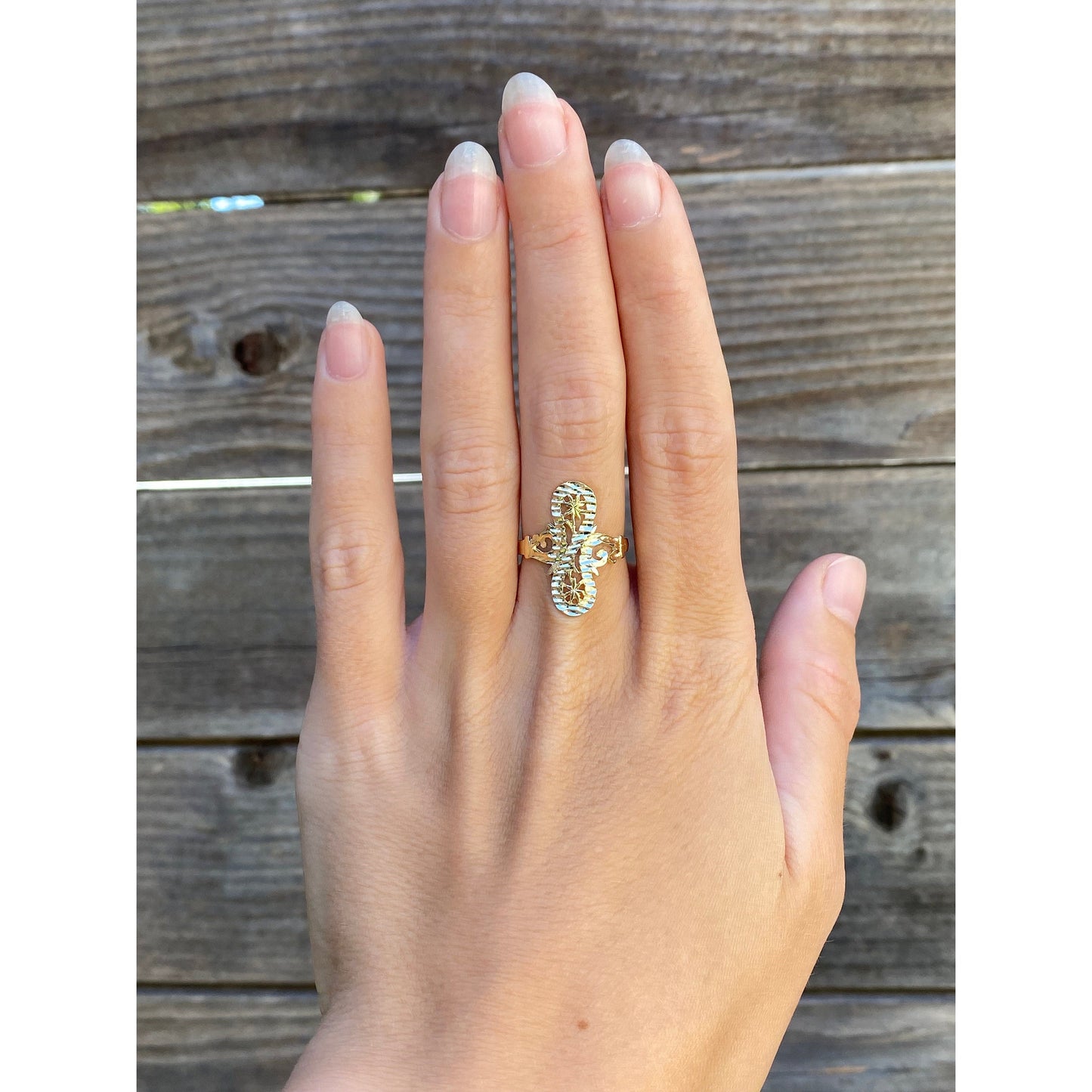 Vintage Solid 14k Yellow Gold Diamond Cut Ring - Size 6.25