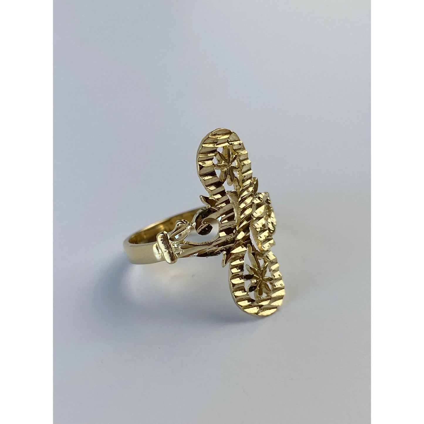 Vintage Solid 14k Yellow Gold Diamond Cut Ring - Size 6.25