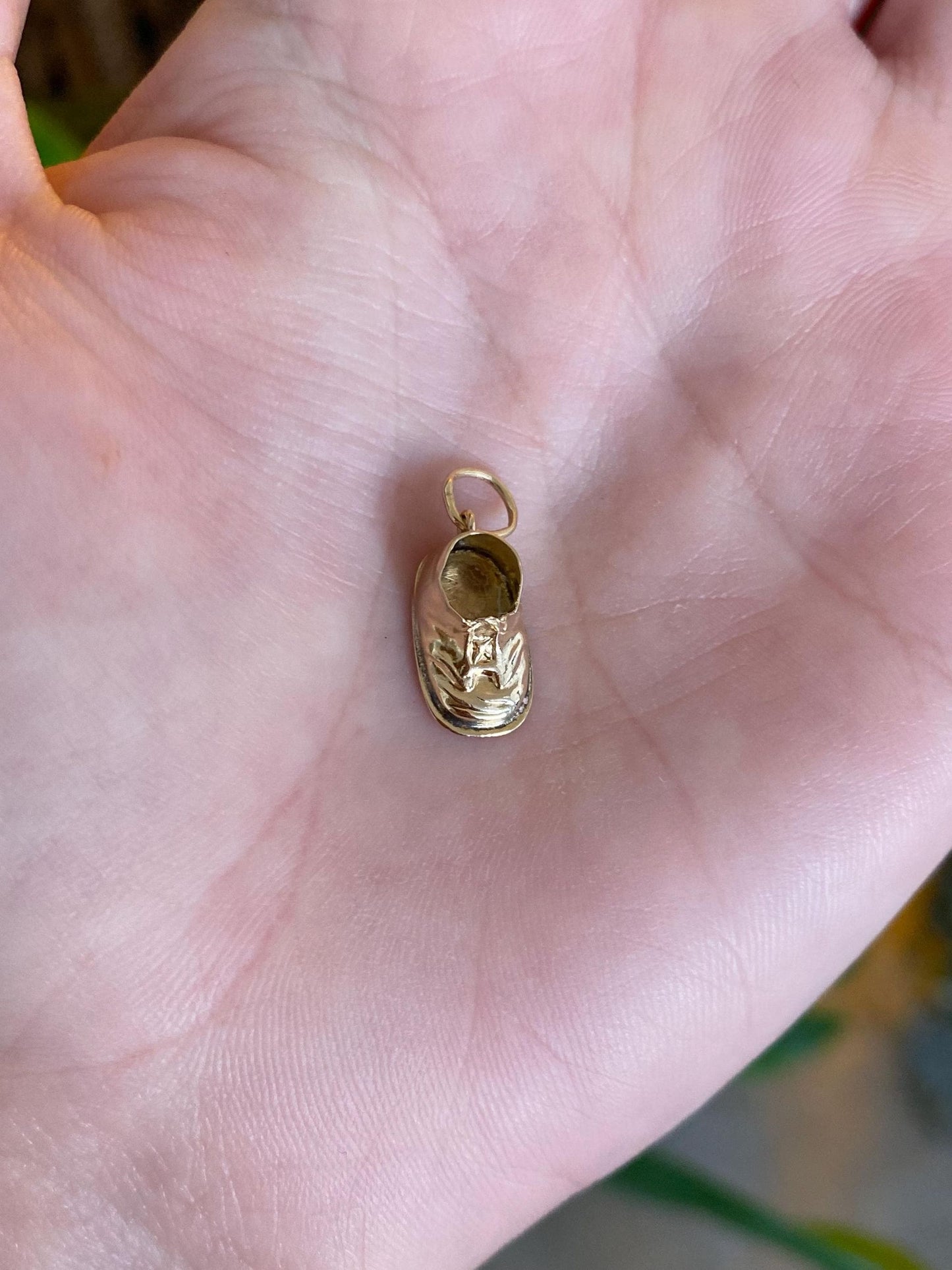 Vintage Solid 10k Yellow Gold Baby Shoes Charm