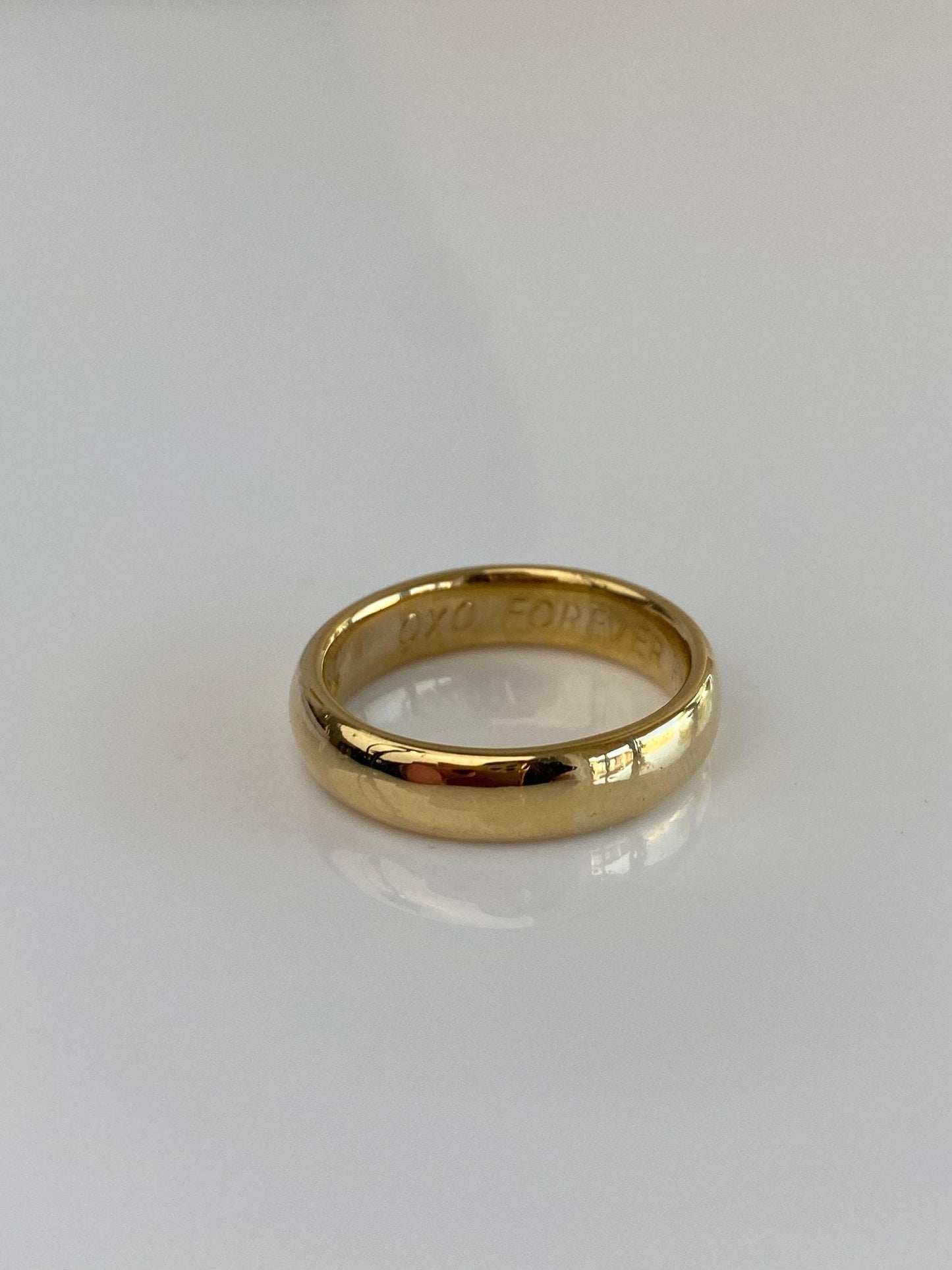 Vintage Solid 18k Yellow Gold Ring Band - Size 8.25
