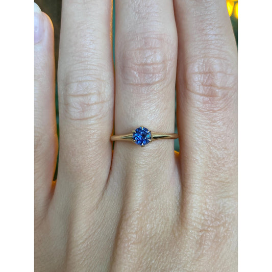 Solid 14k Yellow Gold Sapphire Ring - Size 6.75