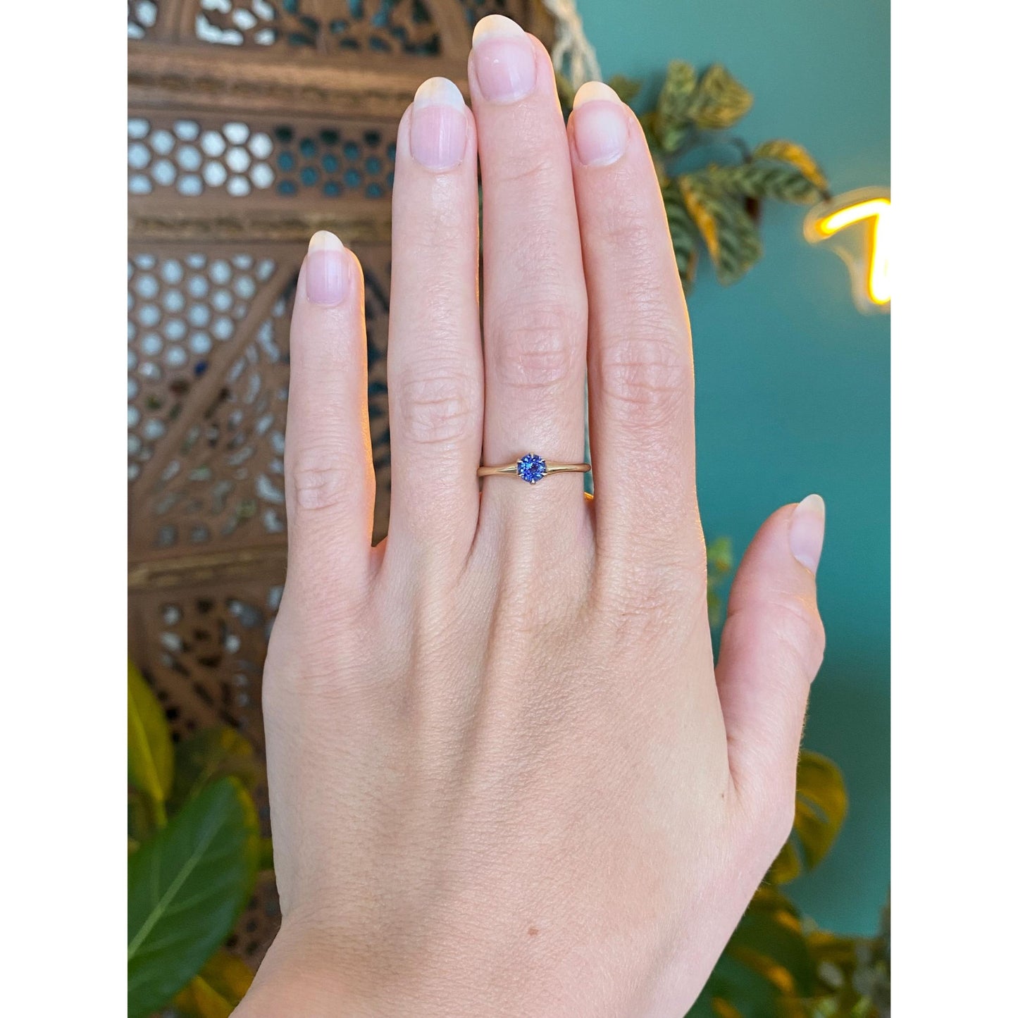 Solid 14k Yellow Gold Sapphire Ring - Size 6.75