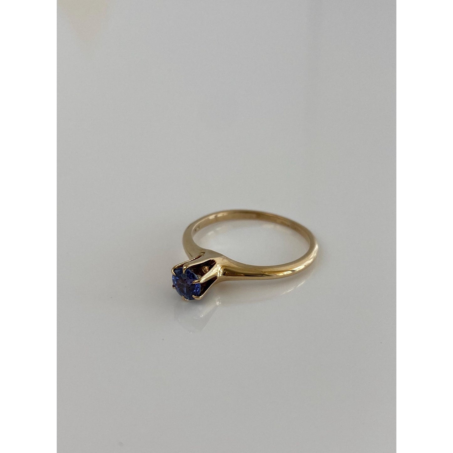 Solid 14k Yellow Gold Sapphire Ring - Size 6.75