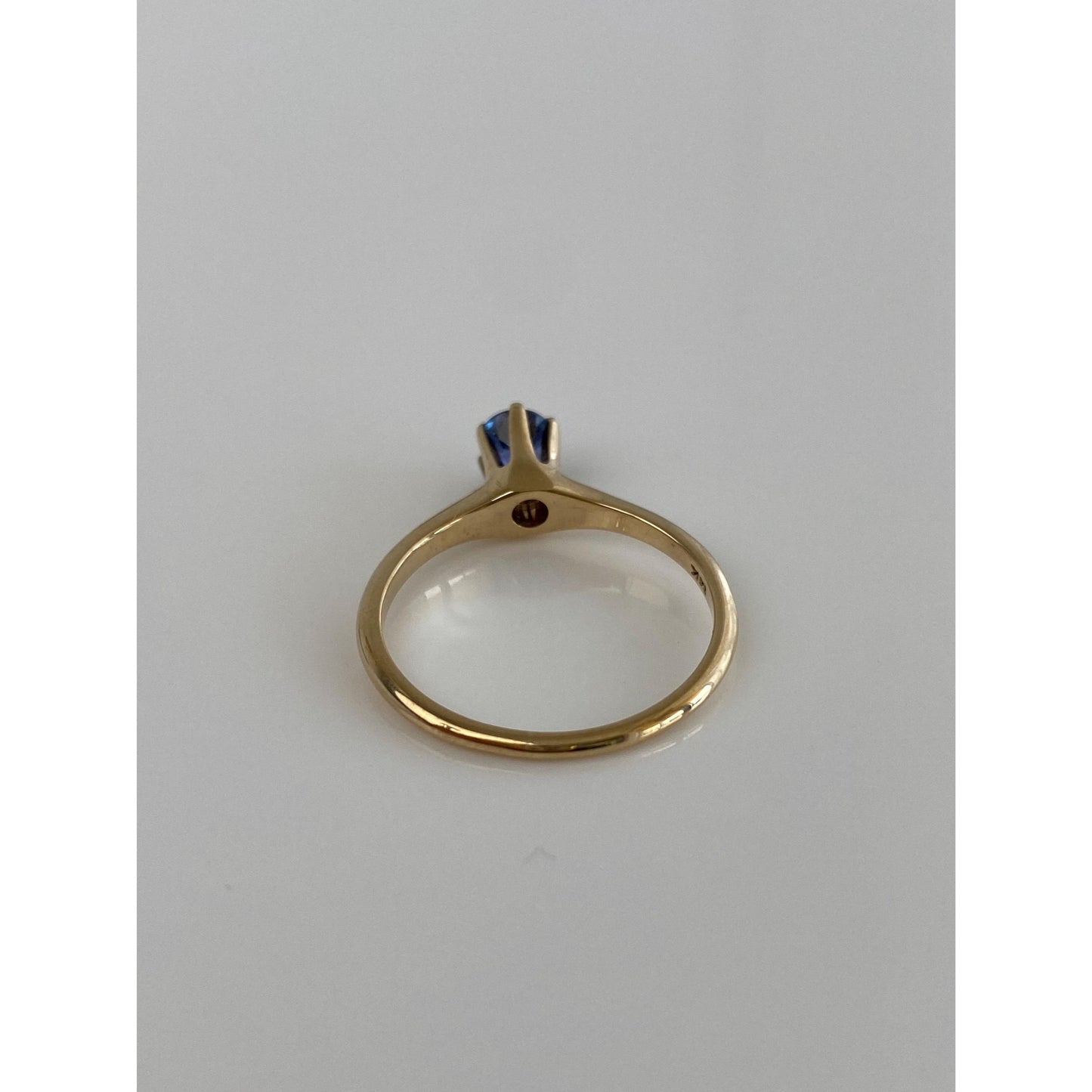 Solid 14k Yellow Gold Sapphire Ring - Size 6.75