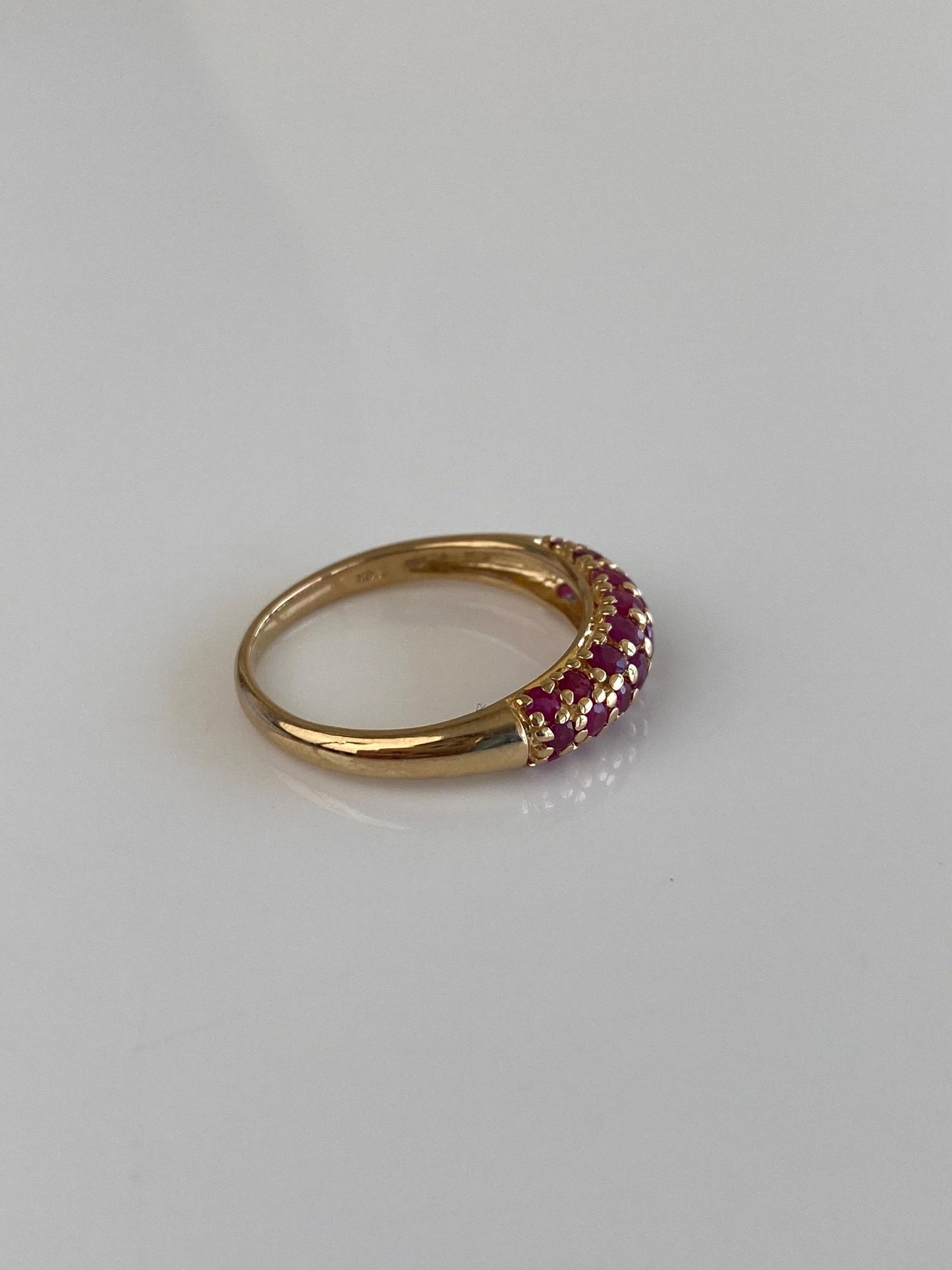Vintage Solid 14k Yellow Gold Pink Sapphire Ring Band - Size 9.75