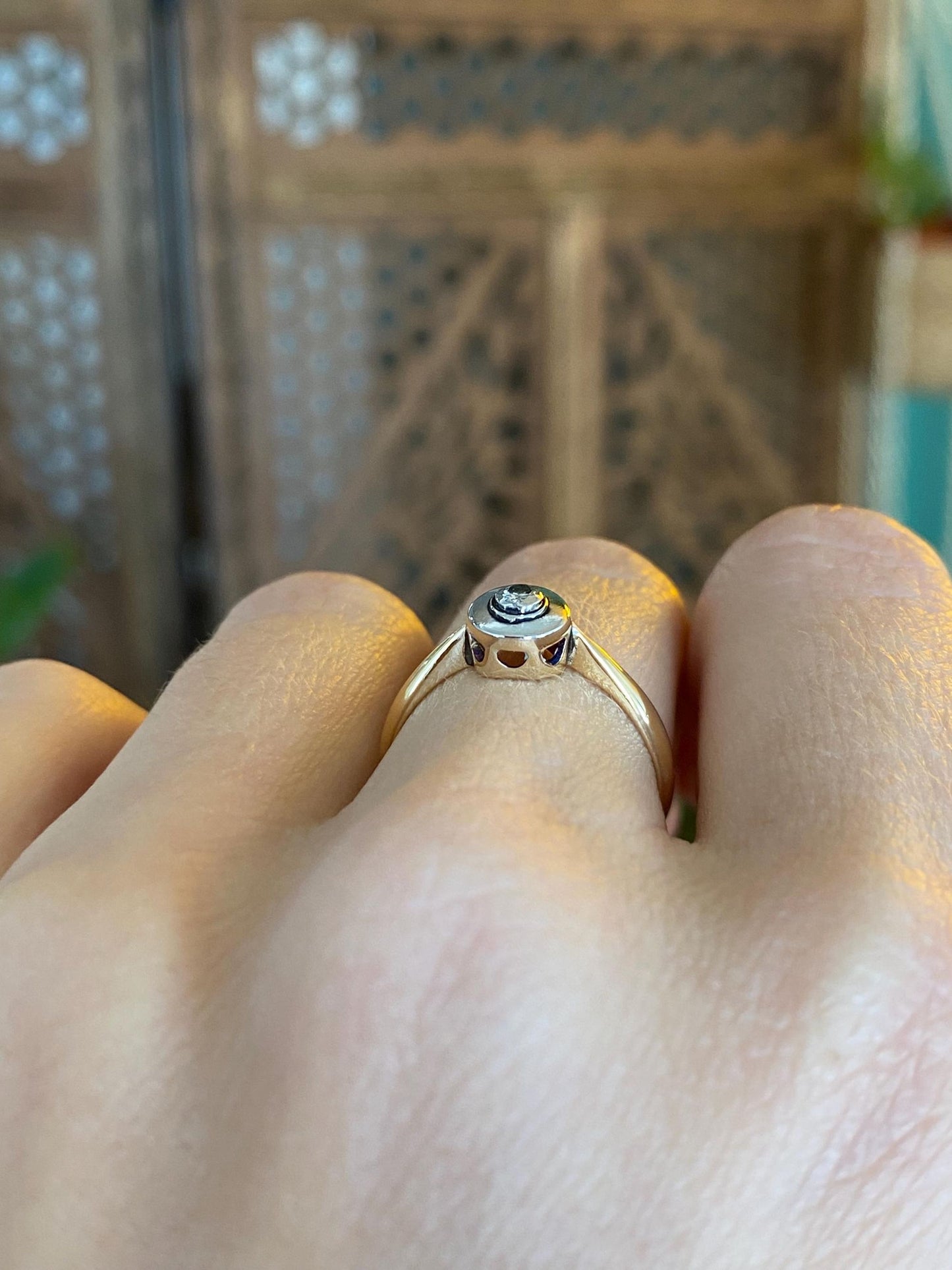 Vintage Solid 14k White & Yellow Gold Diamond Ring - Size 5.5