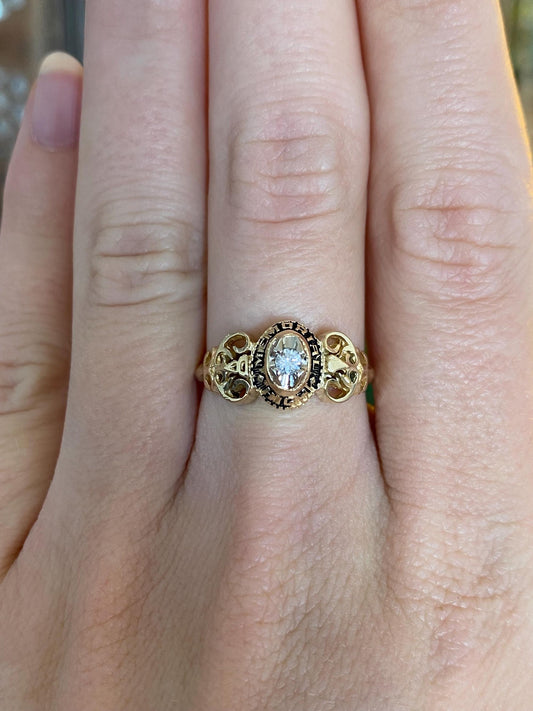 Vintage Solid 14k Yellow Gold Enamel Clear Quartz Class Ring - Size 7.25