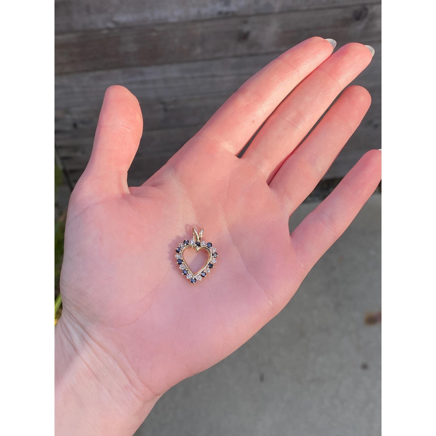 Vintage Solid 10k Yellow Gold Dark Blue Spinel Diamond Heart Charm