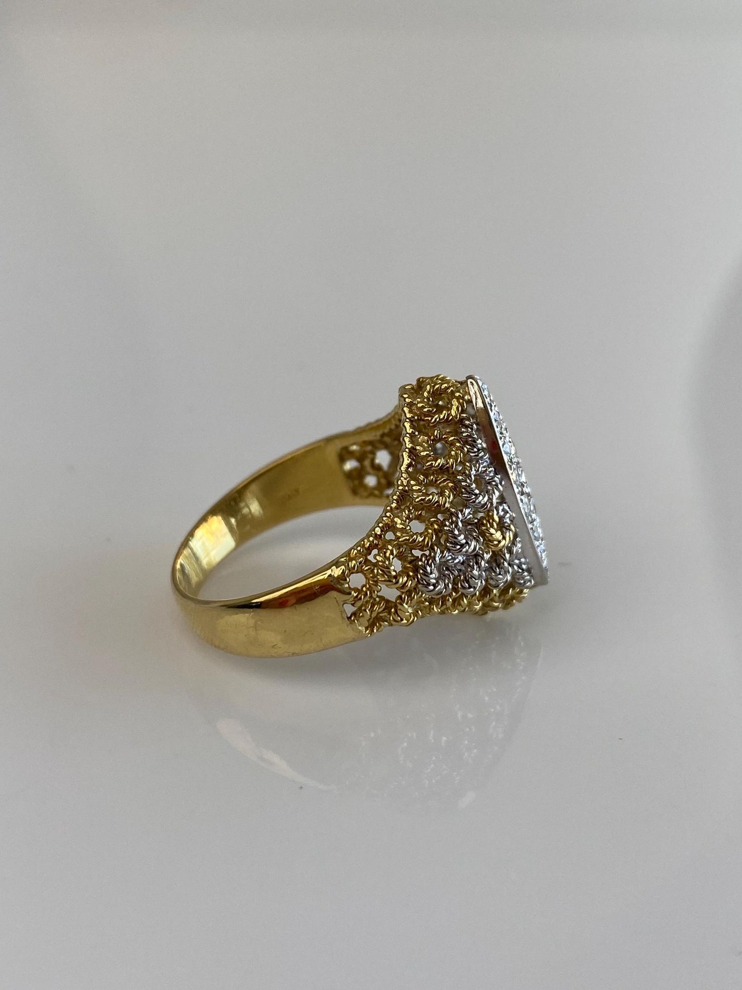 Vintage Solid 18k White & Yellow Gold Diamond Cluster Ring - Size 8.25