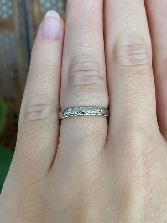 Vintage Solid 18k White Gold Designed Milgrain Ring Band - Size 5.25