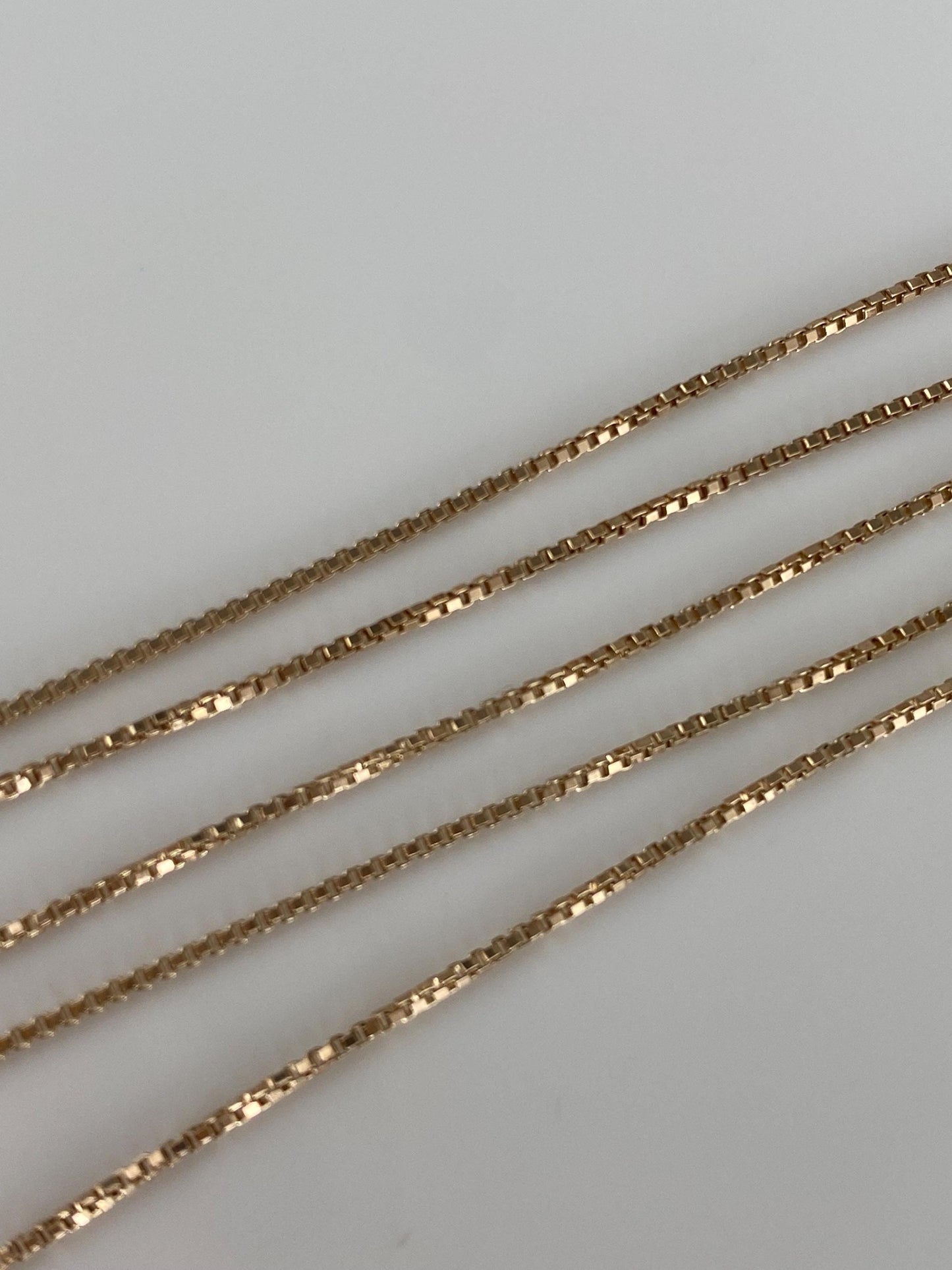 Vintage Solid 10k Yellow Gold Box Chain Necklace - 15.5 inches