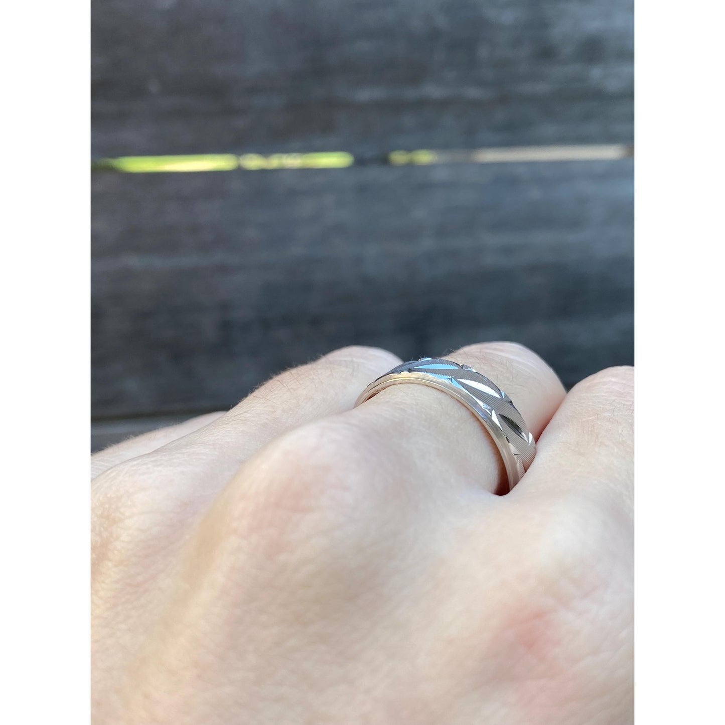 Vintage Solid 14k White Gold Diamond Cut Ring Band - Size 10.25