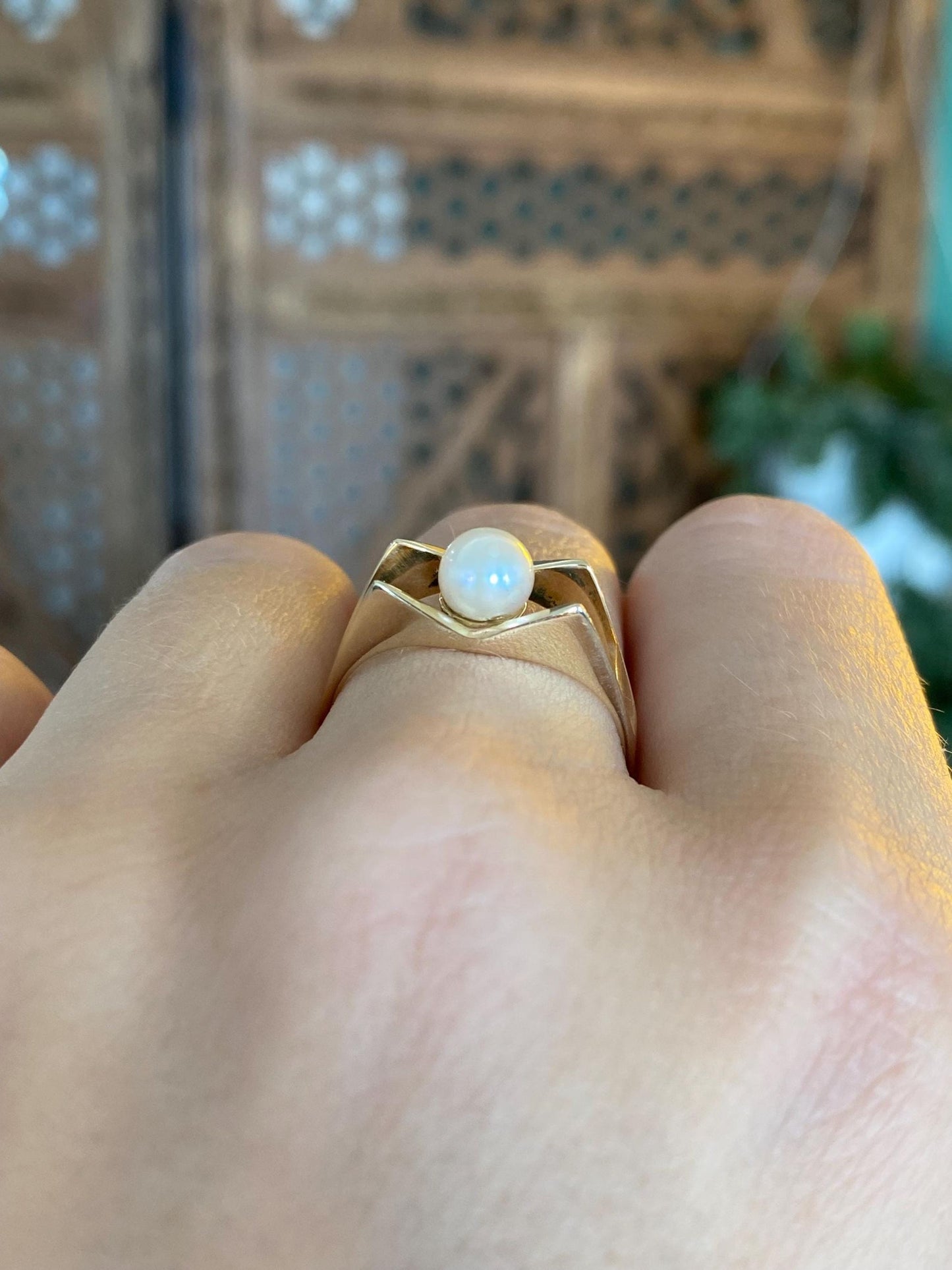 Vintage Solid 14k Yellow Gold Pearl Ring - Size 8.5