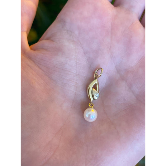 Vintage Solid 14k Yellow Gold Diamond Pearl Dangle Charm