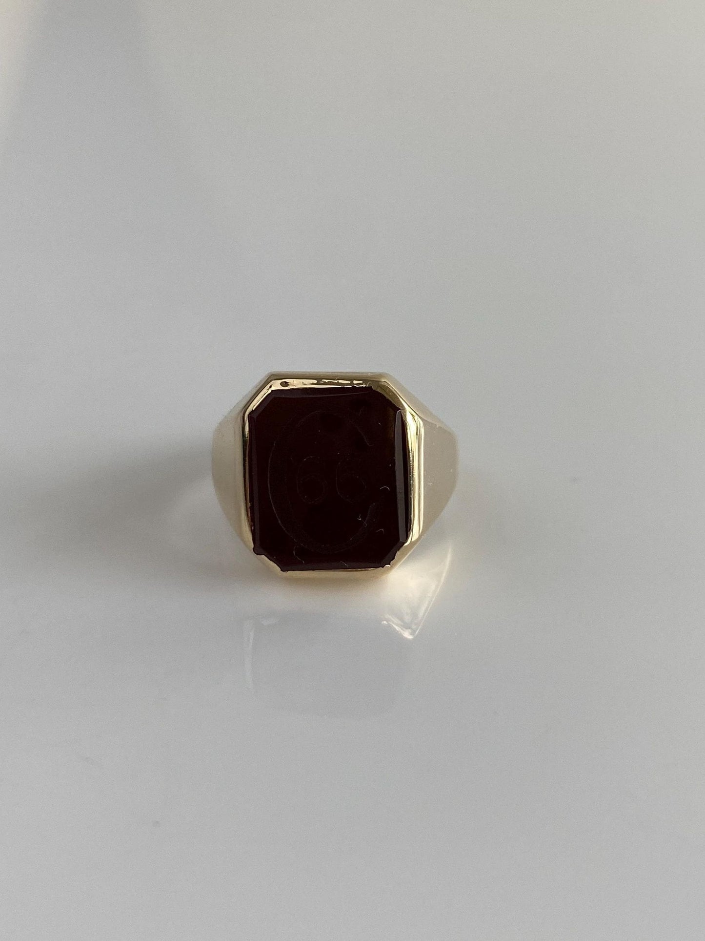 Vintage Solid 10k Yellow Gold Carnelian C '66 Signet Ring - Size 5