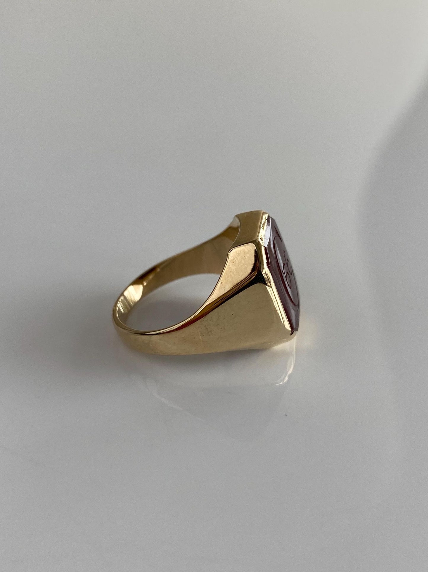 Vintage Solid 10k Yellow Gold Carnelian C '66 Signet Ring - Size 5