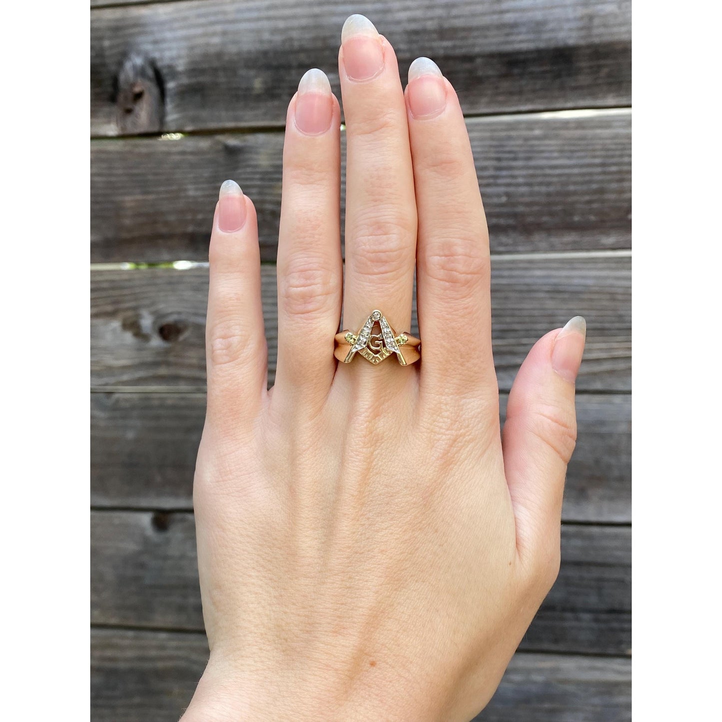 Vintage Solid 10k Yellow Gold Clear Sapphire Freemason Ring - Size 8.75