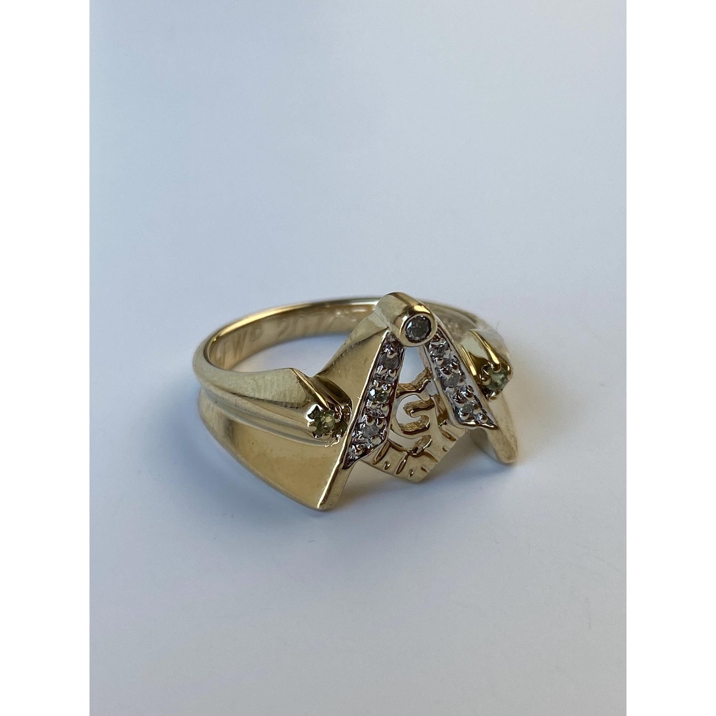 Vintage Solid 10k Yellow Gold Clear Sapphire Freemason Ring - Size 8.75